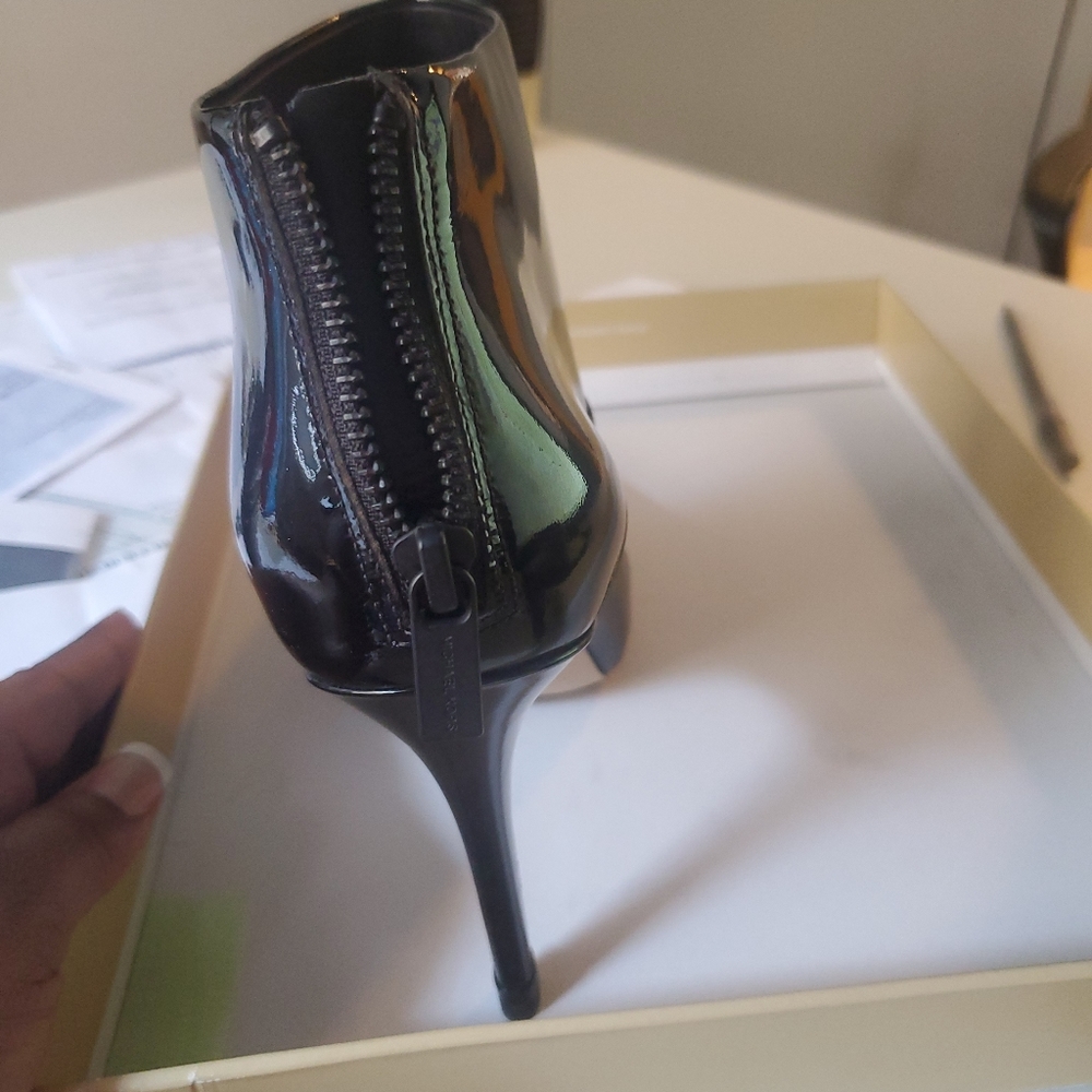 Shoes - Picture 3 of 5
